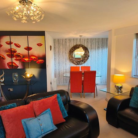 Waterside Apartment Ленчестър Екстериор снимка