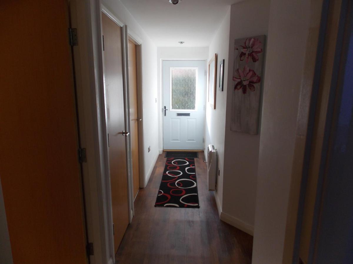 Waterside Apartment Ленчестър Екстериор снимка